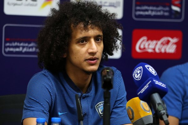 足球报谈“海湾梅西”奥马尔退役：缺憾运说念辱弄，未能成龙